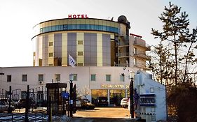Acfes-Seiyo Hotel Wladiwostok Exterior photo